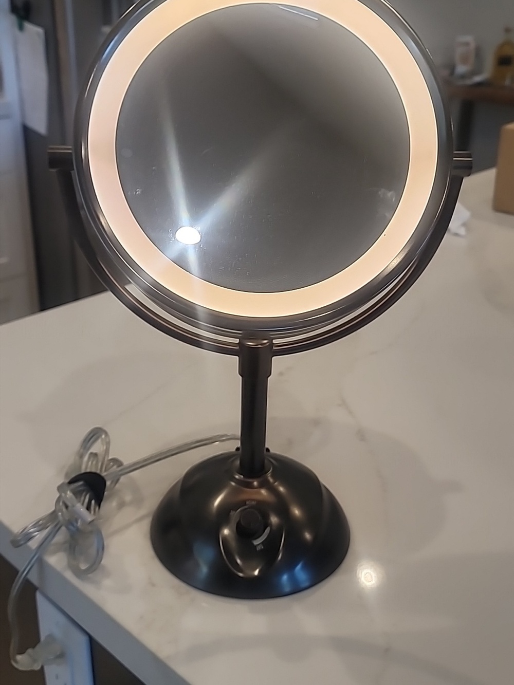 Lighted Mirror - Picture 11 of 11